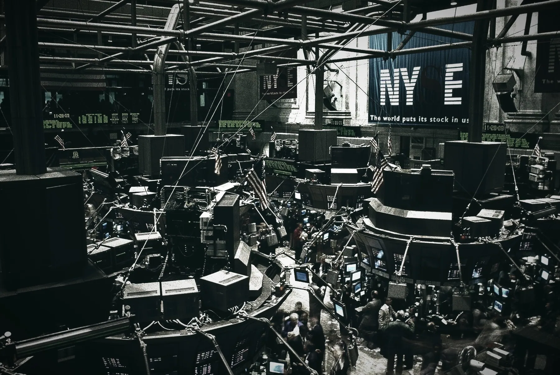Lantai bursa NYSE, New York. Foto: Carol M. Highsmith / Library of Congress via Wikimedia Commons (domain publik), diolah.